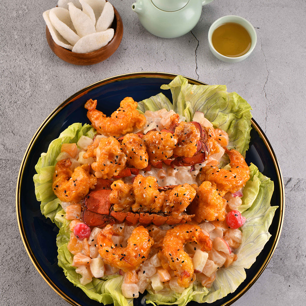 Lobster Tails & Black Tiger Prawn Salad in Premium Mixed Fruits